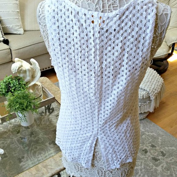 SO FEM SLEEVELESS Lace TOP W/CAMI SZ L - Picture 2 of 2